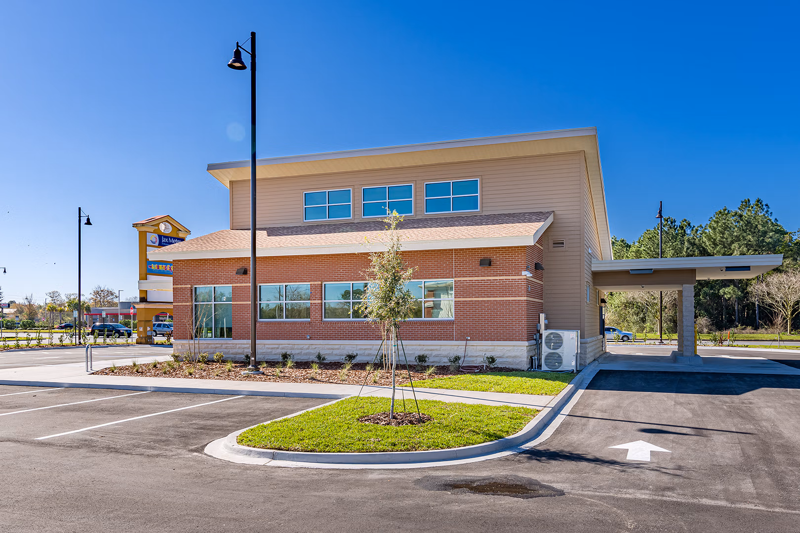 commercial construction project “Self-Help Credit Union River City Branch”