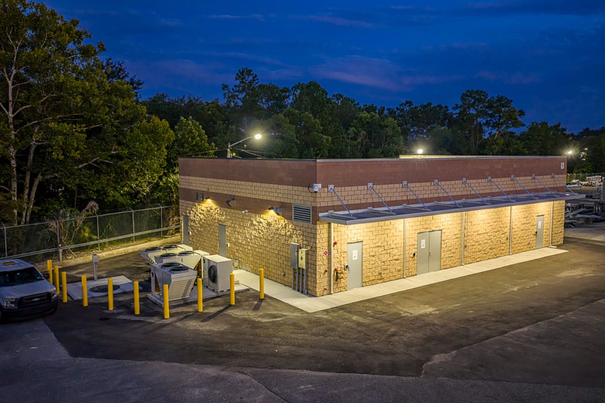 commercial construction project “JEA Westside Service Center Glove Lab”